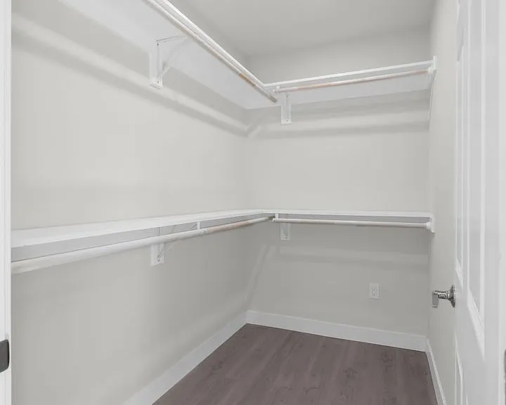 1575 Manning Ave — Photo 9