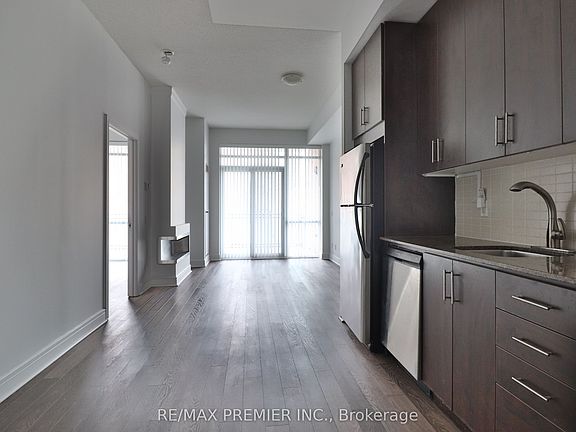 5th image of 116 George St #710