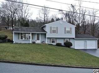 126 Pleasant View Ter, New Cumberland, PA 17070