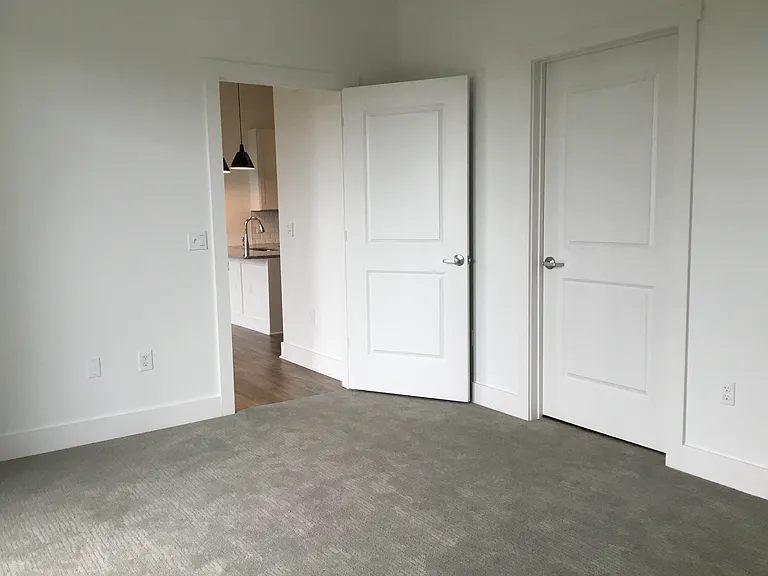 MV Flats @ Riverlights — Photo 34