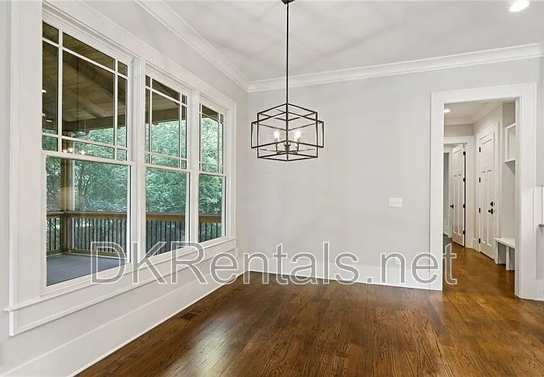 2272 Abby Ln NE — Photo 20