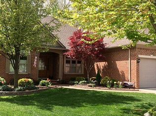 13449 Woodland Ct, Sterling Heights, MI 48313