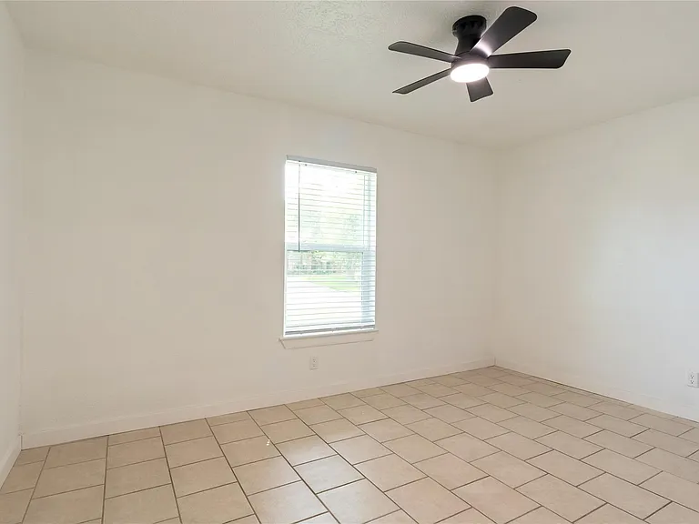 4855 Sulley Dr — Photo 25