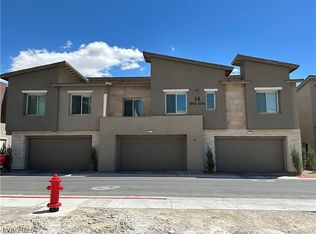 600 N Carriage Hill Dr #1043, Las Vegas, NV 89138