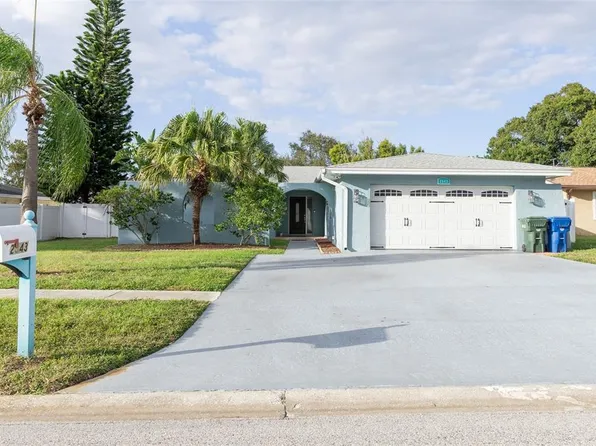 2543 Sunny Breeze Ave, Largo, FL 33770