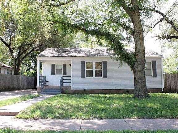 2nd image of 1409 W Edgemoor Dr