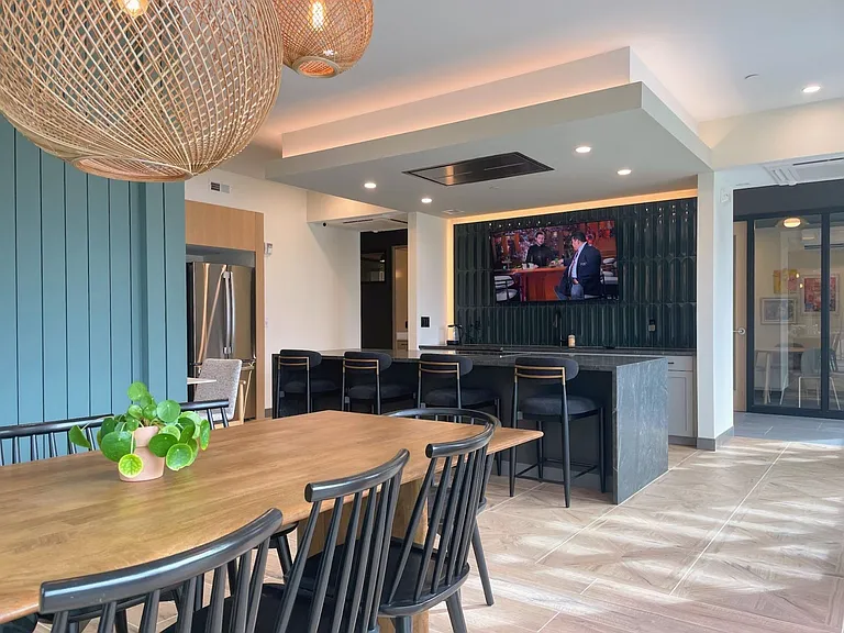 The Sandpiper Residences — Photo 5