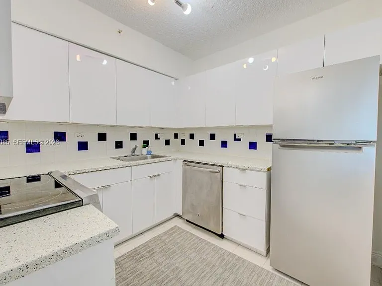 1500 Bay Rd #528S — Photo 11