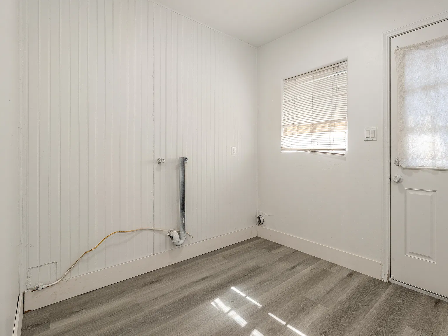 1 bed, 680 sqft, $2,000 — Photo 2