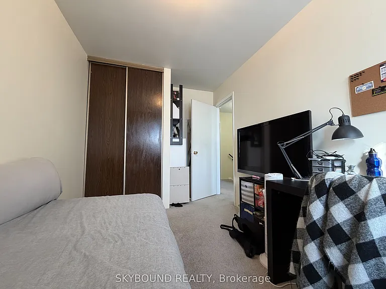 71 Cass Ave #19 — Photo 11