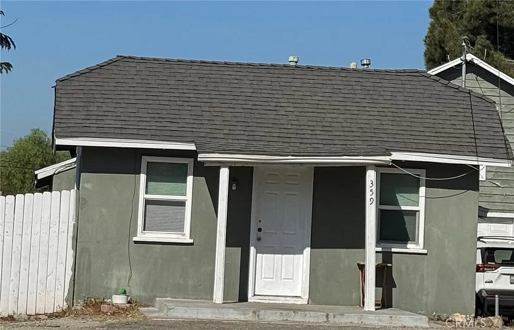 2 bed, 800 sqft, $1,950 — Photo 2