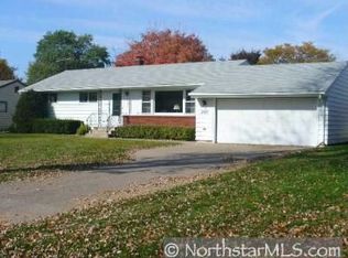 2127 Roth Pl, White Bear Lake, MN 55110