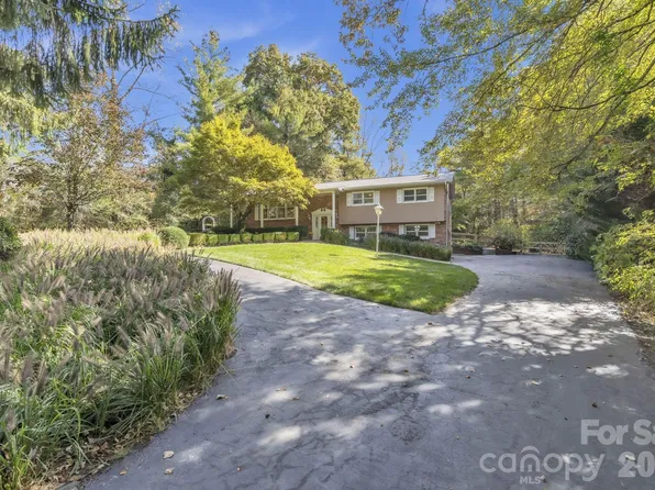 219 Raintree Dr, Hendersonville, NC 28791