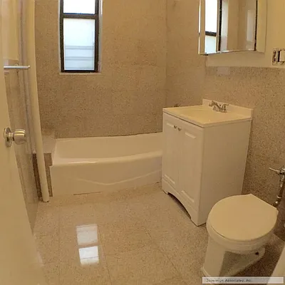 Rented by Sovereign Associates | media 34