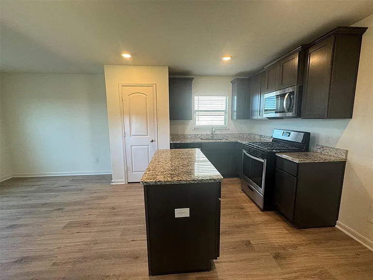 13627 Logan Pass Dr — Photo 7