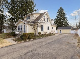 906 N Chipman St, Owosso, MI 48867