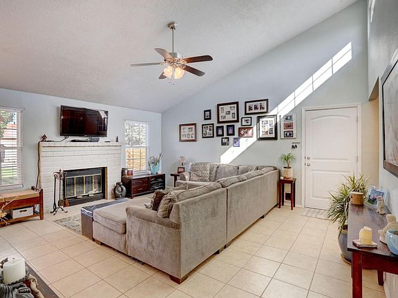 Living_Room_2