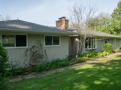 25156 N Barsumian Dr, Tower Lakes, IL, 60010