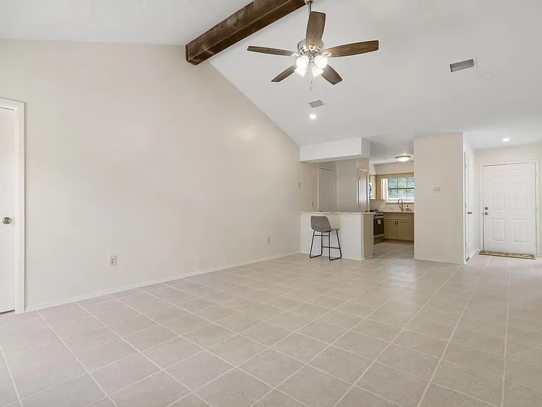 72 Oldstream Ct — Photo 10