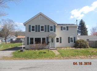 605 2nd St, Matamoras, PA 18336