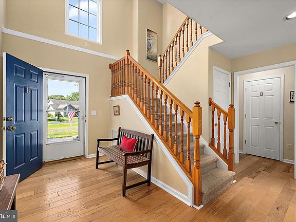 5th image of 112 Ocean Farm Dr