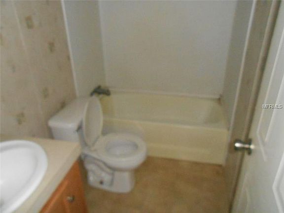 5th image of 1504 NW Windy Pine Ave