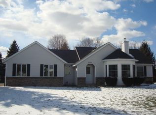 8747 Astro Dr, Jenison, MI 49428