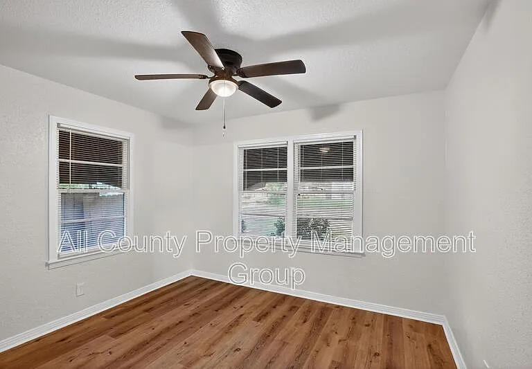 4709 Mayfair St — Photo 14