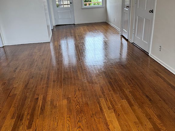 2nd image of 4586 California Ave #B