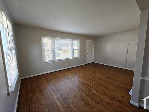 2nd image of 2446 Wieck Dr
