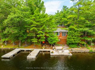 1078 McKenzie Rd, Muskoka Lakes, ON P1P1R2