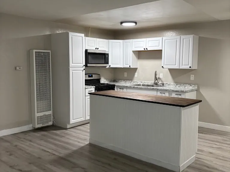 7872 Holt Dr — Photo 22