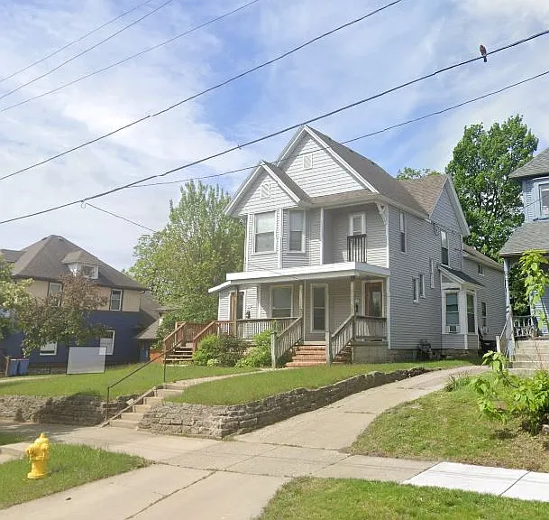 727 Prospect Ave SE #727 — Photo 2