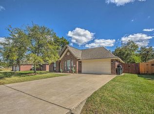 4507 Julia Ln, Santa Fe, TX 77510