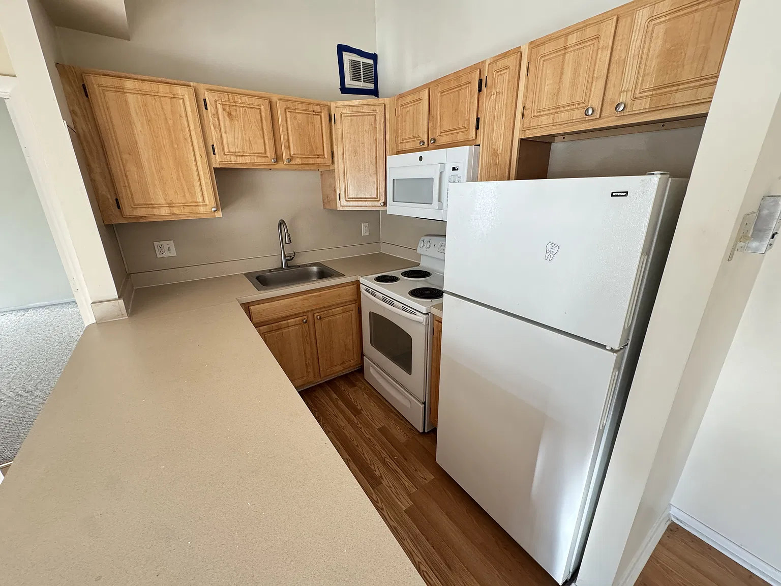 11A Pearl St, Woburn — Photo 2