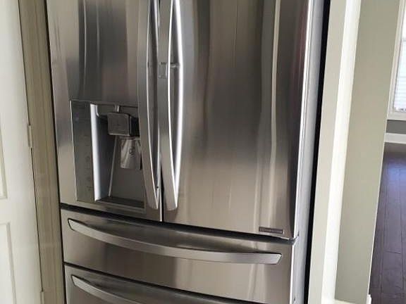 4th image of 305 Benedict Dr