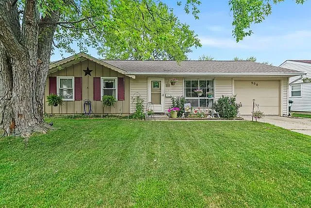 900 Woodland Heights Blvd photo 1