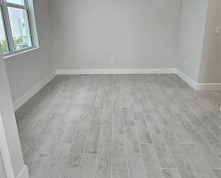5461 Empire Dr — Photo 10