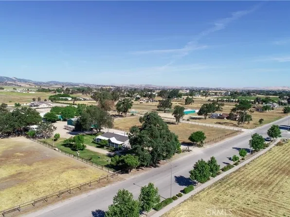 3405 Golden Hill Rd, Paso Robles, CA 93446