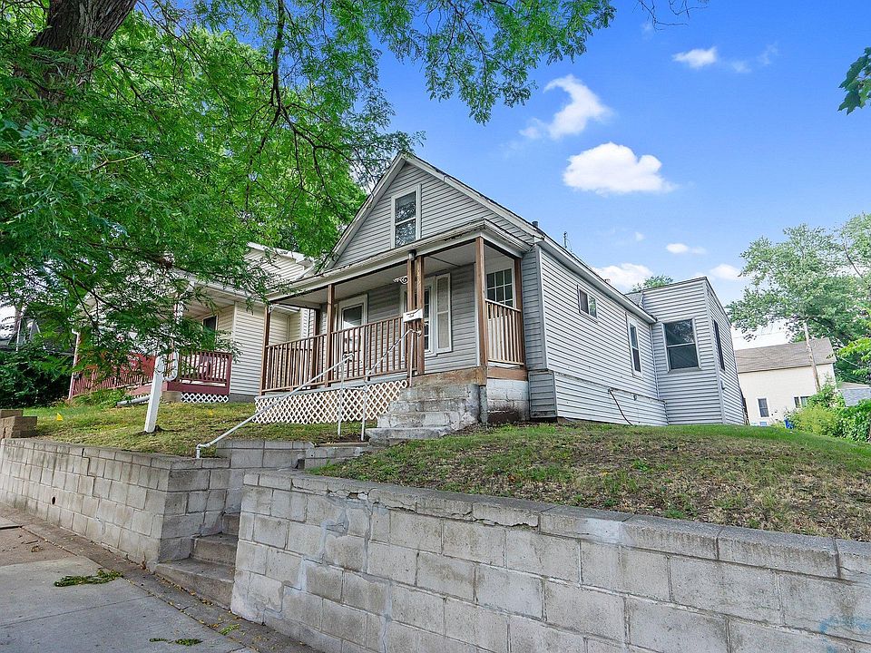 1st image of 145 Lawson Ave E