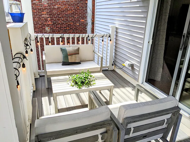 Private deck 1 off of main floor