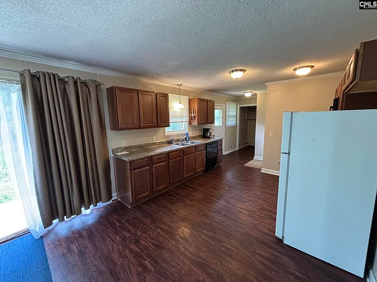 7247 Holloway Rd — Photo 3