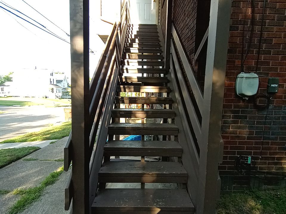 Steps to upper rear porch