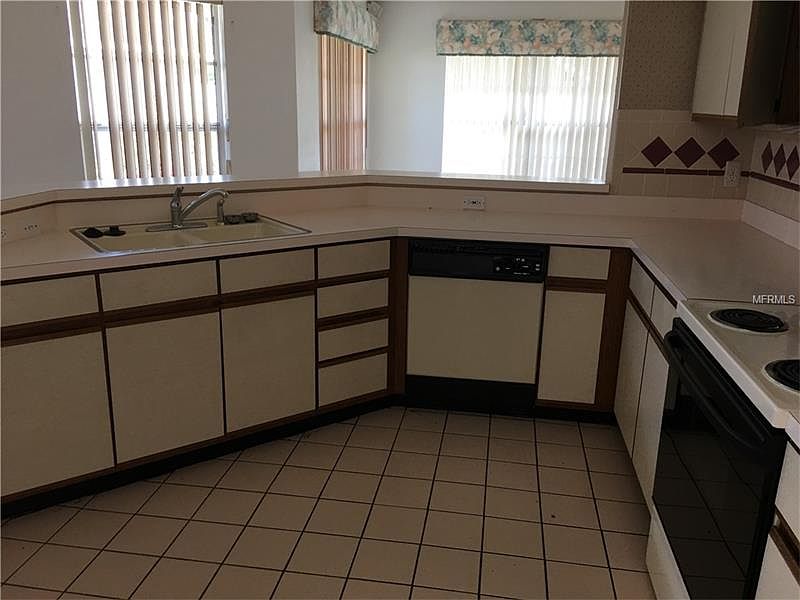 2nd image of 14701 Day Lily Ct