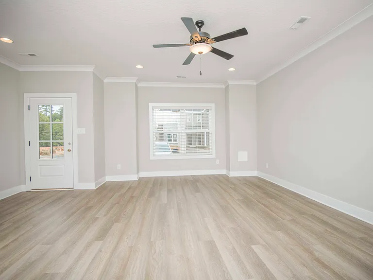 7230 Sassafras Way — Photo 14