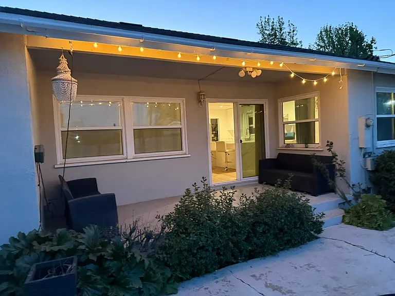 Corbin Ave — Photo 8
