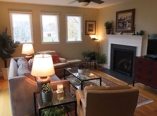 45 Hilltop Pl, New London, NH 03257