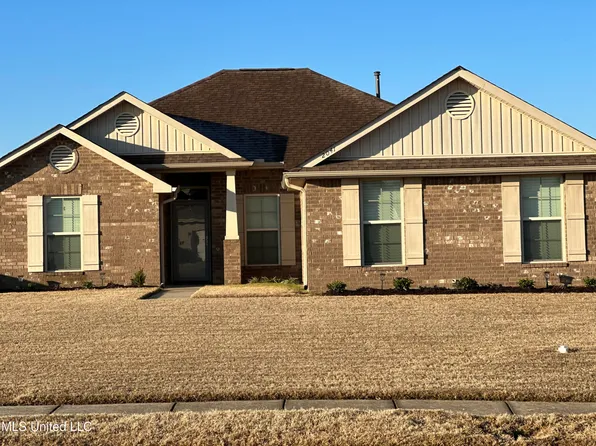 2041 Woodridge Dr S, Southaven, MS 38672