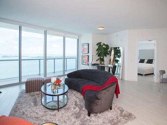 4th image of 113 Brickell Bay Dr #113