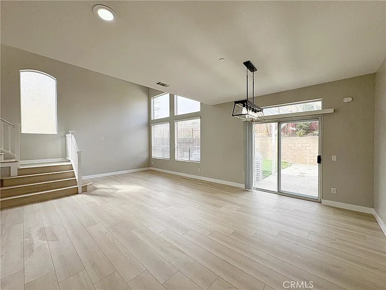 16370 Oldenburg Dr — Photo 4